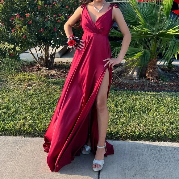 strapless open back dress Plunging V-neckline Satin Red Prom Dresses Slit Side – loveangeldress main image 1